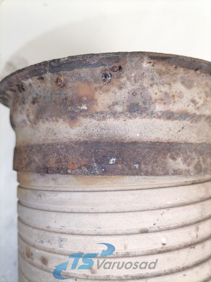 Scania Exhaust pipe 1725993 - Глушник в категорії Вантажівки: фото 4 Scania Exhaust pipe 1725993 - Глушник в категорії Вантажівки: фото 4