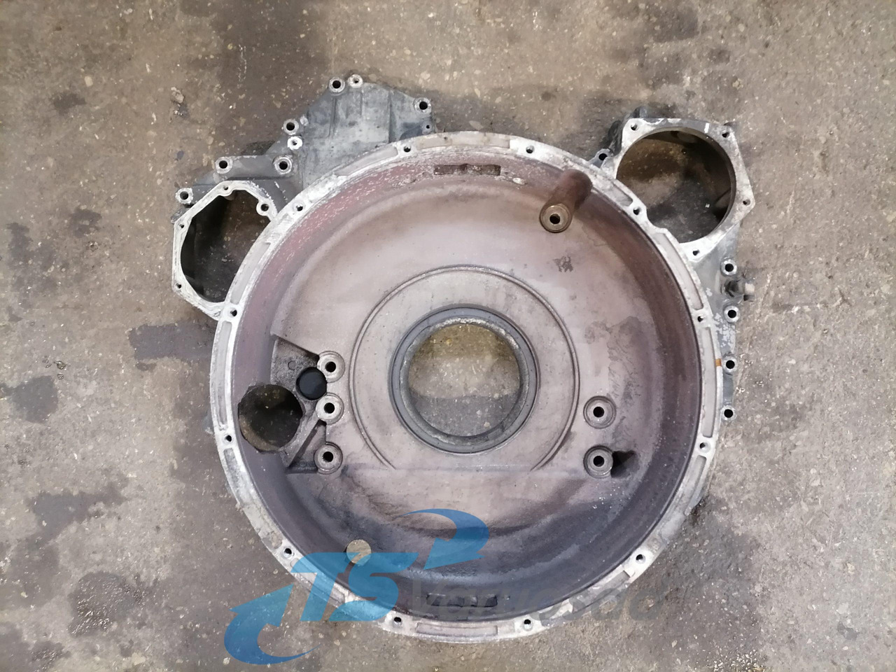 Scania Flywheel housing 1520268 - Маховик в категорії Вантажівки: фото 1 Scania Flywheel housing 1520268 - Маховик в категорії Вантажівки: фото 1