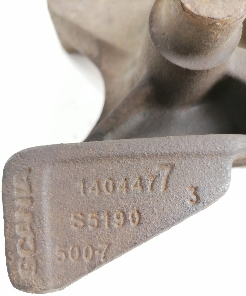 Scania Front bumper carrier 1404477 - Бампер в категорії Вантажівки: фото 3 Scania Front bumper carrier 1404477 - Бампер в категорії Вантажівки: фото 3