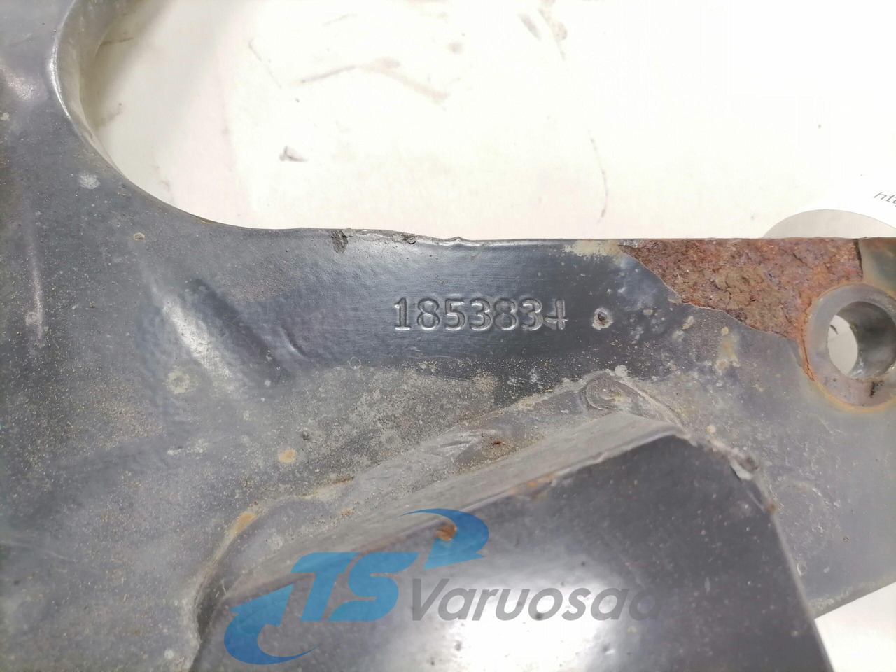Scania Front bumper carrier 1853834 - Бампер в категорії Вантажівки: фото 3 Scania Front bumper carrier 1853834 - Бампер в категорії Вантажівки: фото 3