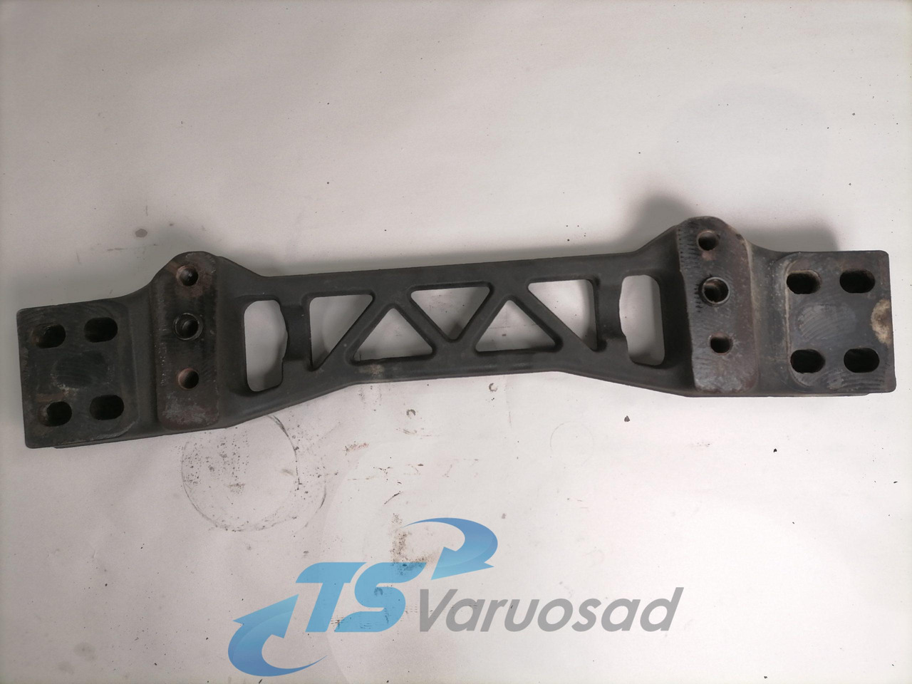 Scania Gearbox bracket 1743442 - Коробка передач та запчастини в категорії Вантажівки: фото 2 Scania Gearbox bracket 1743442 - Коробка передач та запчастини в категорії Вантажівки: фото 2