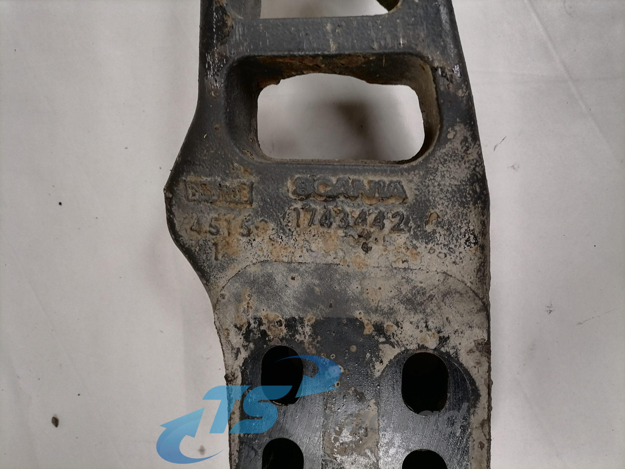 Scania Gearbox bracket 1743442 - Коробка передач та запчастини в категорії Вантажівки: фото 3 Scania Gearbox bracket 1743442 - Коробка передач та запчастини в категорії Вантажівки: фото 3