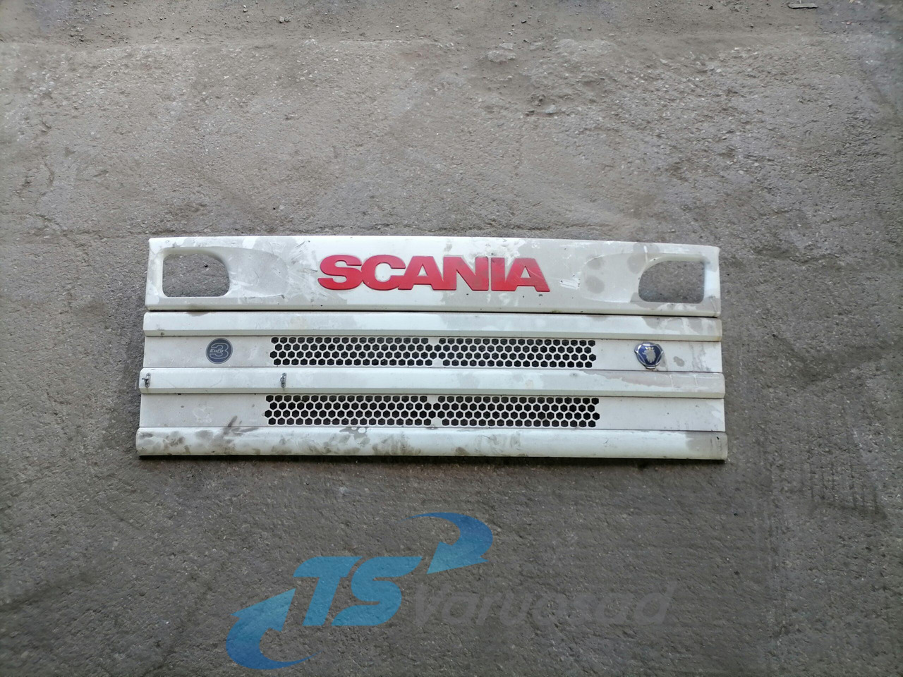 Scania Grille panel 1597571 - Решітка радіатора в категорії Вантажівки: фото 1 Scania Grille panel 1597571 - Решітка радіатора в категорії Вантажівки: фото 1