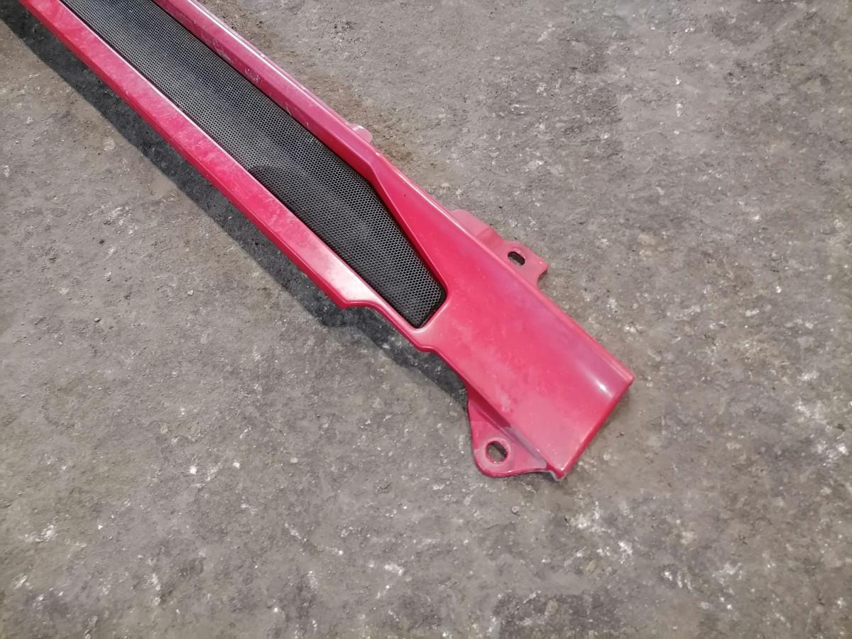 Scania Grille panel 1872160 - Решітка радіатора в категорії Вантажівки: фото 4 Scania Grille panel 1872160 - Решітка радіатора в категорії Вантажівки: фото 4