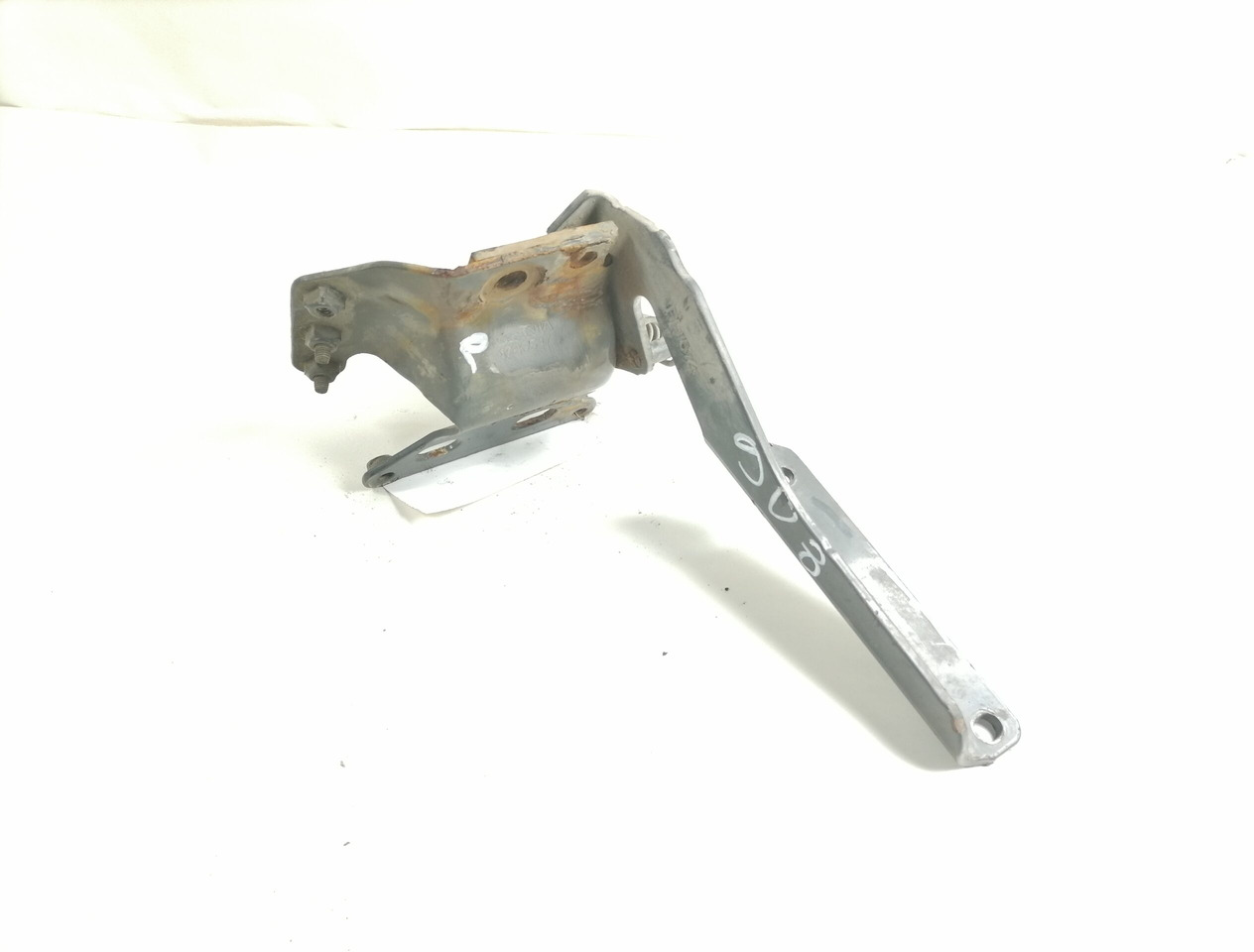 Scania Grille panel hinge 1785547 - Решітка радіатора в категорії Вантажівки: фото 2 Scania Grille panel hinge 1785547 - Решітка радіатора в категорії Вантажівки: фото 2