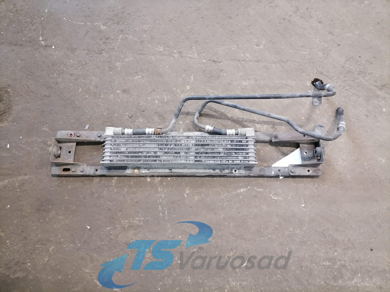 Scania Käigukasti õlijahutus radiaator 1788948 - Коробка передач та запчастини в категорії Вантажівки: фото 1 Scania Käigukasti õlijahutus radiaator 1788948 - Коробка передач та запчастини в категорії Вантажівки: фото 1