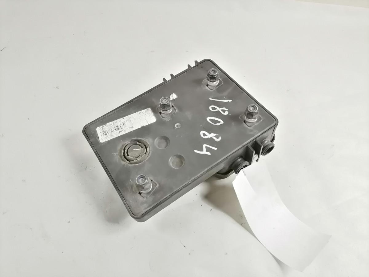 Scania Kaitsmepaneel 2558273 - Запобіжник в категорії Вантажівки: фото 3 Scania Kaitsmepaneel 2558273 - Запобіжник в категорії Вантажівки: фото 3