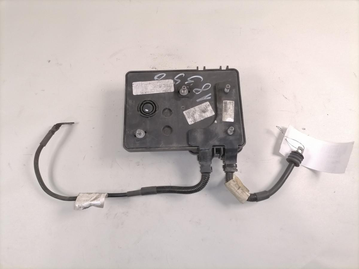 Scania Kaitsmepaneel 2558273 - Запобіжник в категорії Вантажівки: фото 4 Scania Kaitsmepaneel 2558273 - Запобіжник в категорії Вантажівки: фото 4