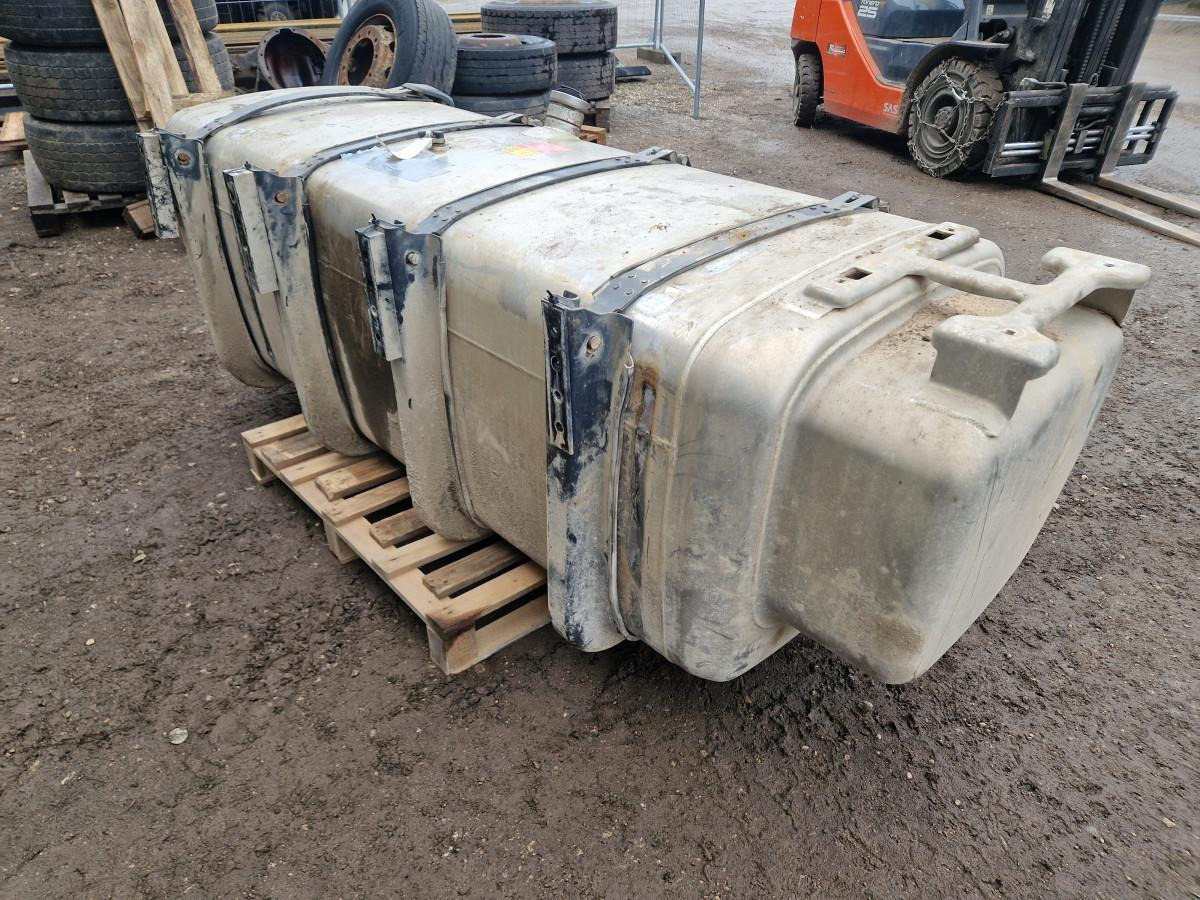 Scania Kütusepaak 1000L 1896480 - Паливний бак в категорії Вантажівки: фото 4 Scania Kütusepaak 1000L 1896480 - Паливний бак в категорії Вантажівки: фото 4
