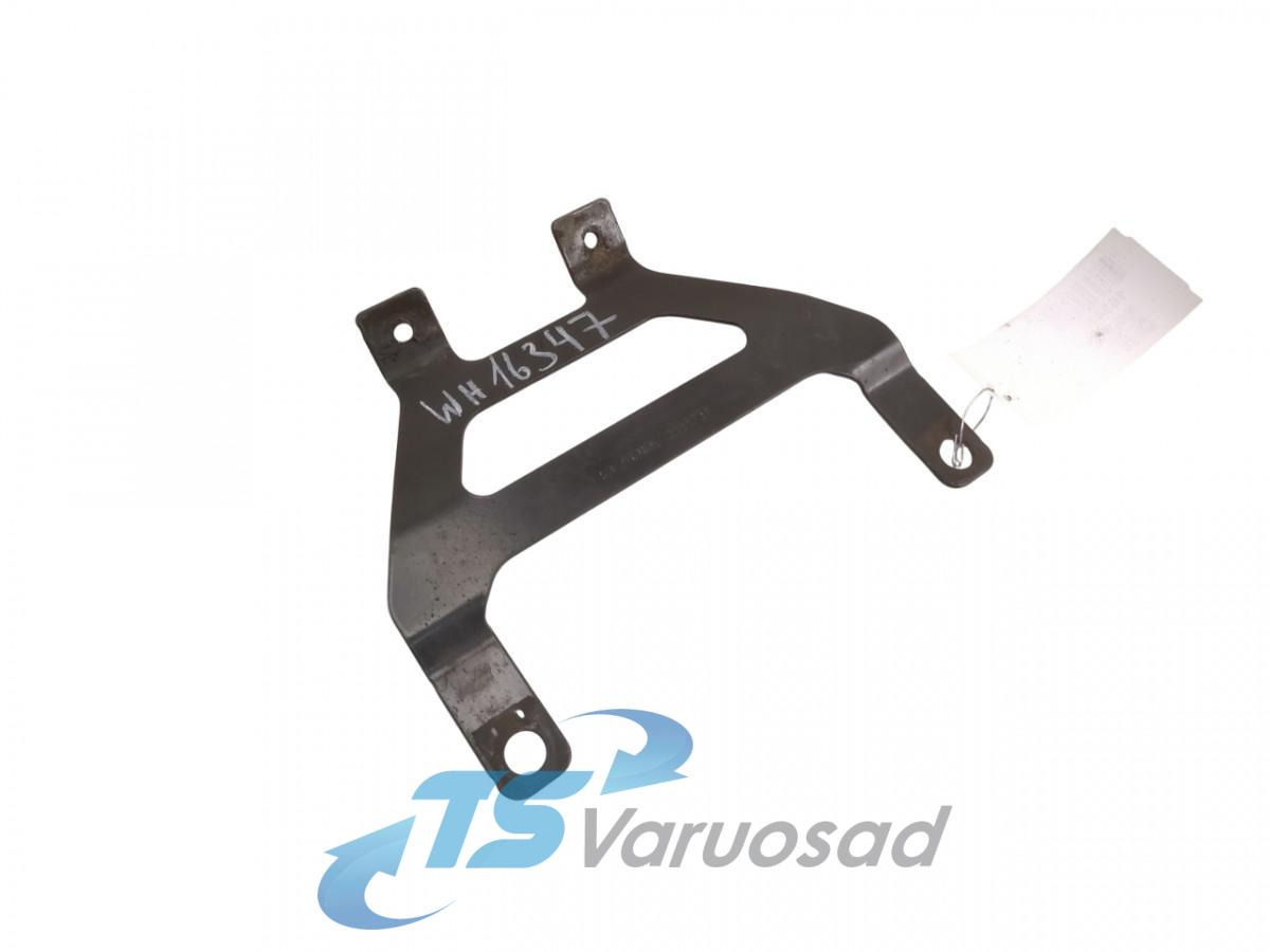 Scania Mudguard bracket 2585731 - Універсальна частина в категорії Вантажівки: фото 1 Scania Mudguard bracket 2585731 - Універсальна частина в категорії Вантажівки: фото 1