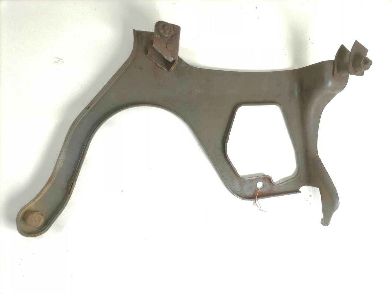 Scania Muffler carrier 1766301 - Глушник в категорії Вантажівки: фото 2 Scania Muffler carrier 1766301 - Глушник в категорії Вантажівки: фото 2