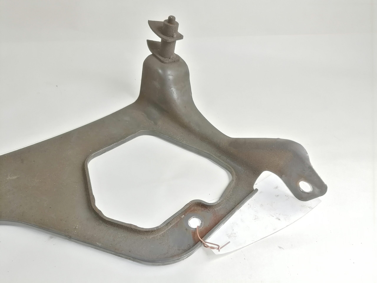 Scania Muffler carrier 1766301 - Глушник в категорії Вантажівки: фото 3 Scania Muffler carrier 1766301 - Глушник в категорії Вантажівки: фото 3