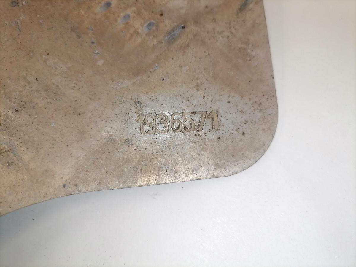 Scania Muffler cover 1936571 - Глушник в категорії Вантажівки: фото 4 Scania Muffler cover 1936571 - Глушник в категорії Вантажівки: фото 4