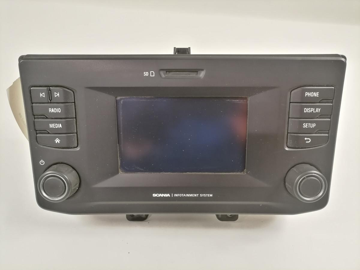 Scania Raadio 2906950 - Електрична система в категорії Вантажівки: фото 2 Scania Raadio 2906950 - Електрична система в категорії Вантажівки: фото 2