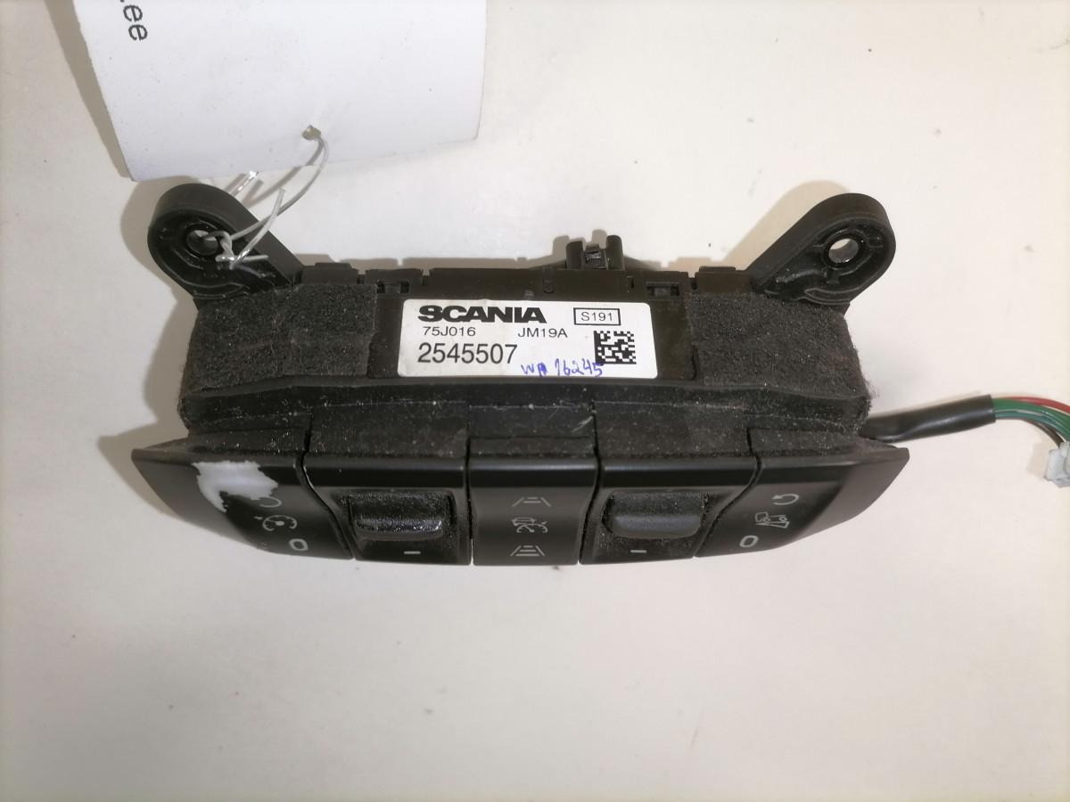 Scania Roolinupp 2545507 - Рульове управління в категорії Вантажівки: фото 3 Scania Roolinupp 2545507 - Рульове управління в категорії Вантажівки: фото 3