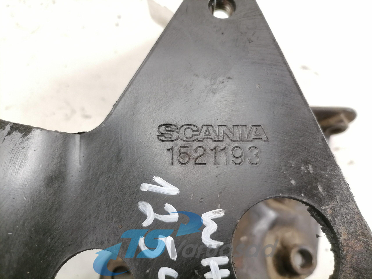 Scania Roolisüsteemi õlimahuti kandur 1521193 - Шланг рульового управління в категорії Вантажівки: фото 3 Scania Roolisüsteemi õlimahuti kandur 1521193 - Шланг рульового управління в категорії Вантажівки: фото 3