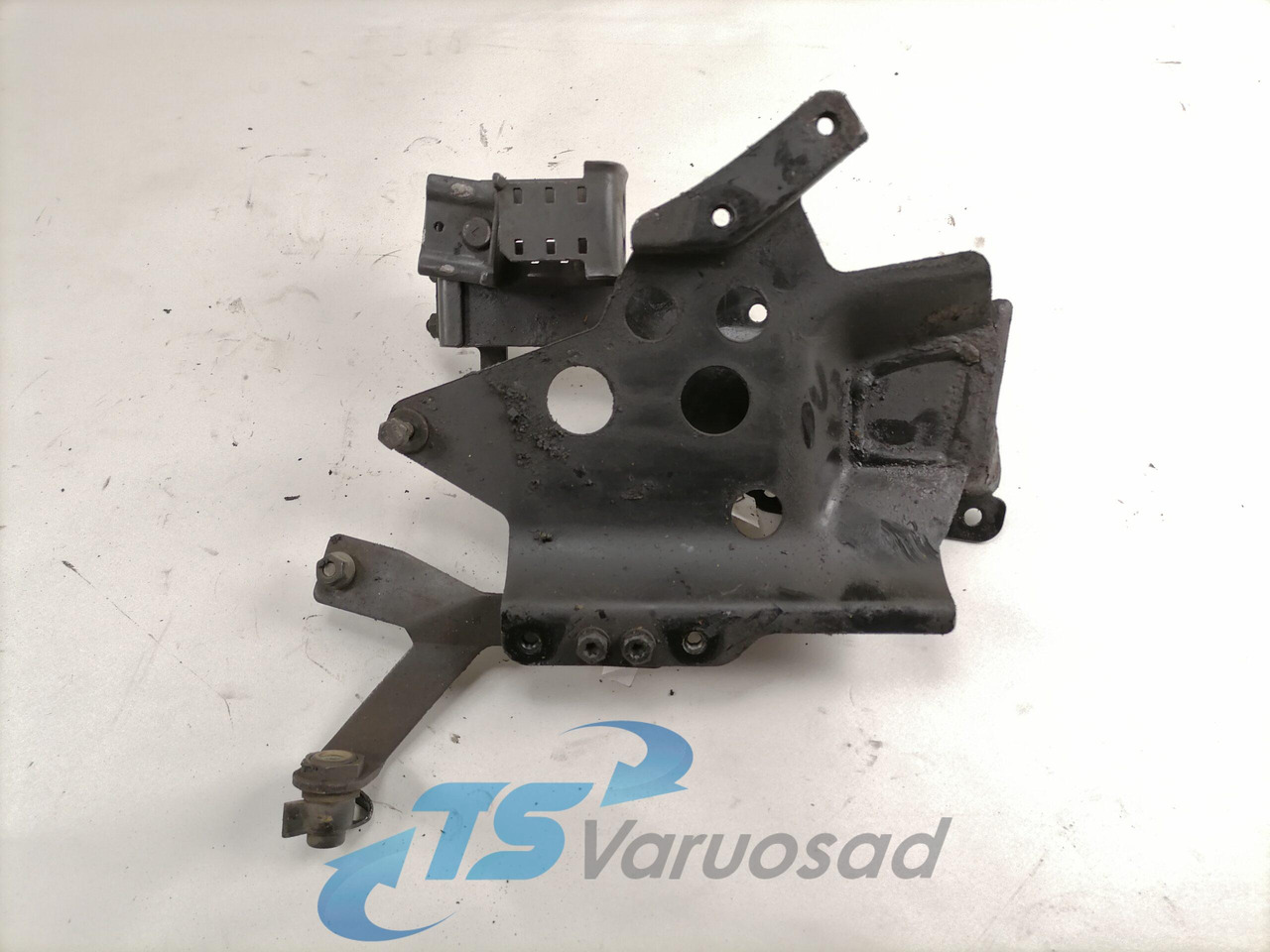 Scania Roolisüsteemi õlimahuti kandur 1792053 - Шланг рульового управління в категорії Вантажівки: фото 3 Scania Roolisüsteemi õlimahuti kandur 1792053 - Шланг рульового управління в категорії Вантажівки: фото 3