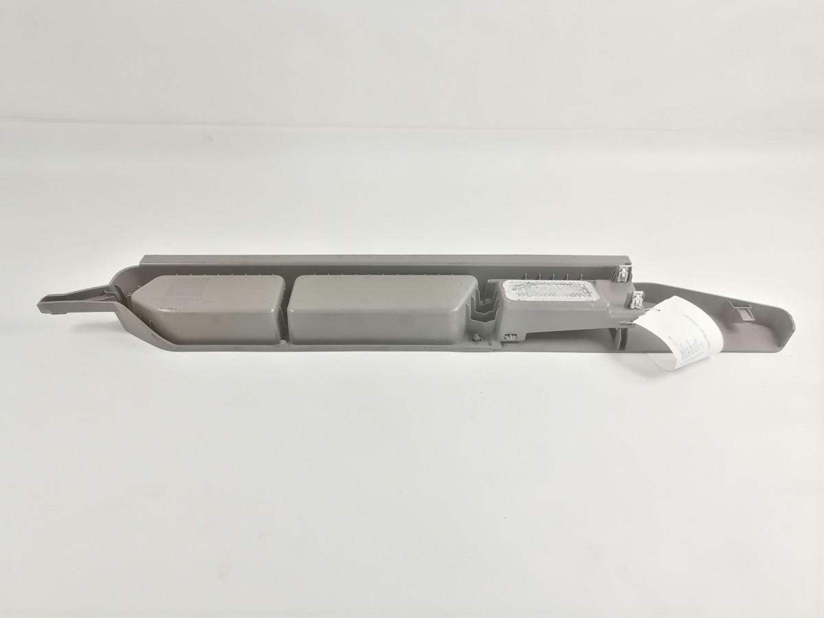 Scania Salongi plastik 2038406 - Універсальна частина в категорії Вантажівки: фото 4 Scania Salongi plastik 2038406 - Універсальна частина в категорії Вантажівки: фото 4