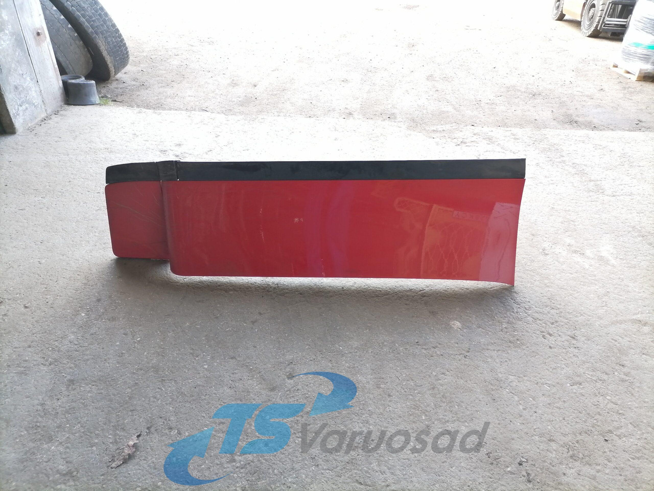 Scania Scania cab wind deflector, right side 1534229 - Аеродинаміка/ Спойлери в категорії Вантажівки: фото 1 Scania Scania cab wind deflector, right side 1534229 - Аеродинаміка/ Спойлери в категорії Вантажівки: фото 1