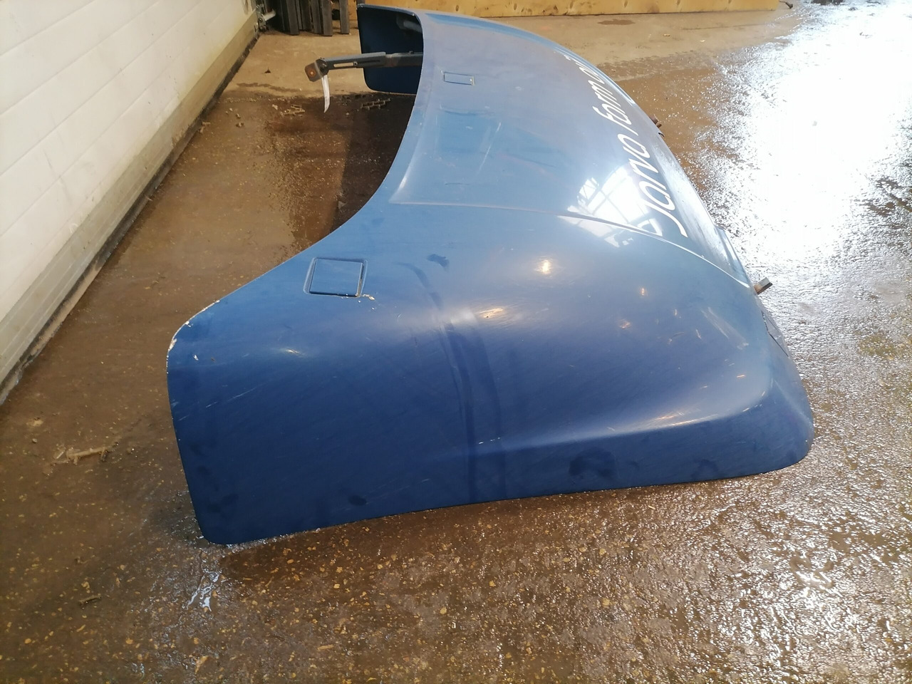 Scania Scania cab wind deflector, roof 1757973 - Аеродинаміка/ Спойлери в категорії Вантажівки: фото 4 Scania Scania cab wind deflector, roof 1757973 - Аеродинаміка/ Спойлери в категорії Вантажівки: фото 4
