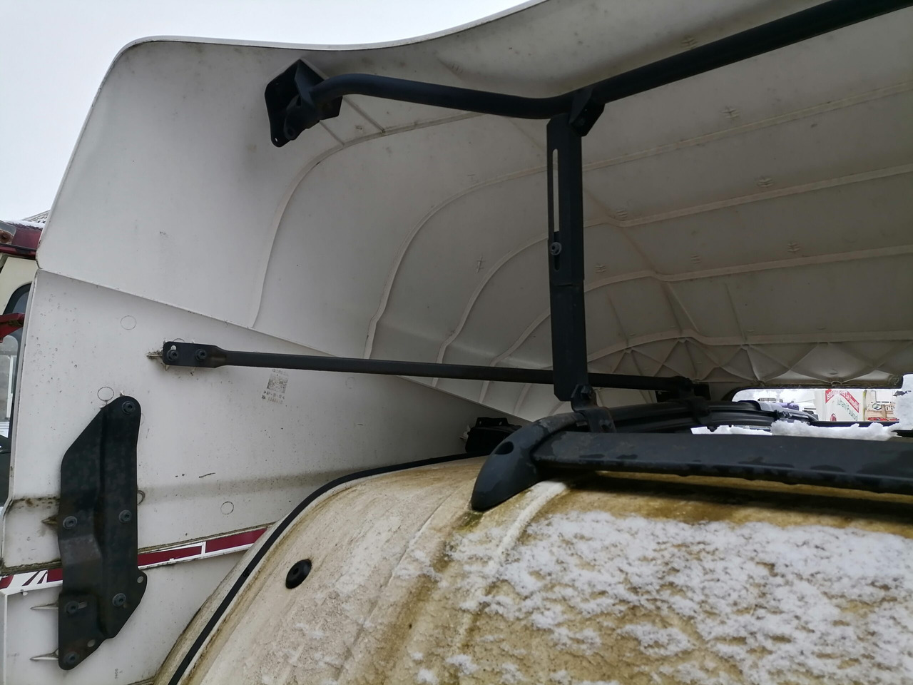Аеродинаміка/ Спойлери в категорії Вантажівки Scania Scania cab wind deflector, roof 1757973: фото 7