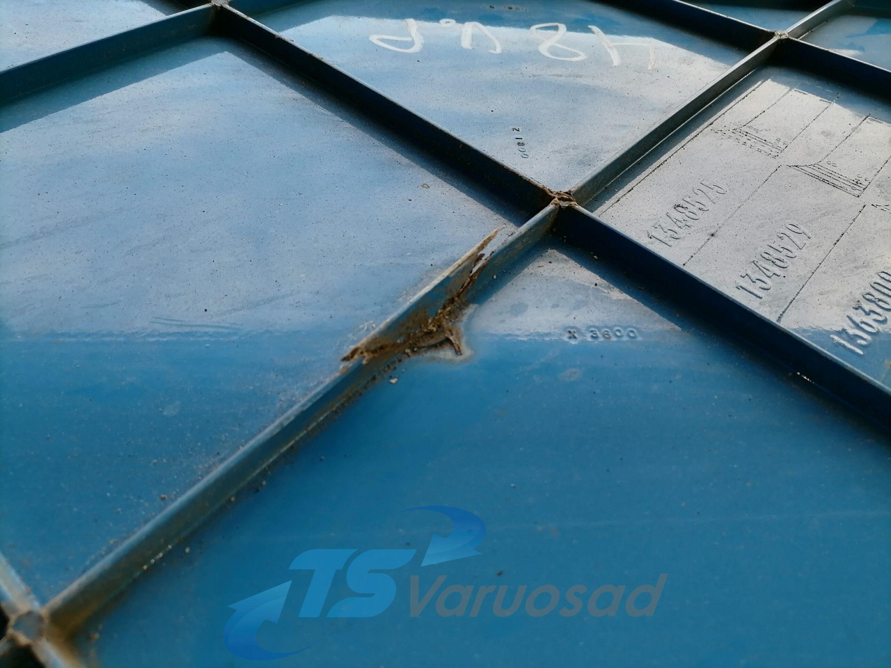 Scania Scania kabiini tuulesuunaja, vasak külg 1348521 - Аеродинаміка/ Спойлери в категорії Вантажівки: фото 4 Scania Scania kabiini tuulesuunaja, vasak külg 1348521 - Аеродинаміка/ Спойлери в категорії Вантажівки: фото 4