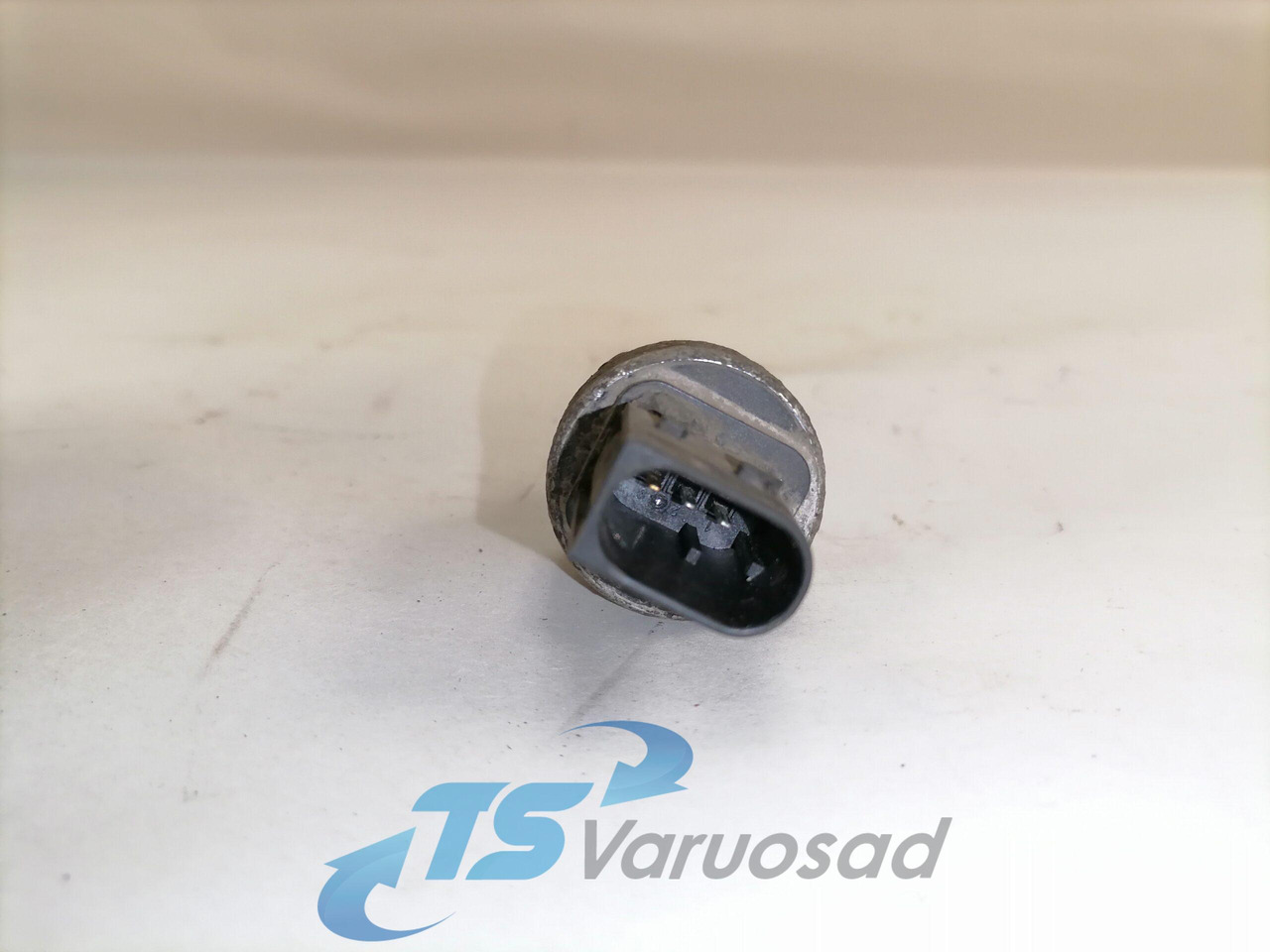 Scania Sensor, air pressure 1889798 - Давач в категорії Вантажівки: фото 2 Scania Sensor, air pressure 1889798 - Давач в категорії Вантажівки: фото 2