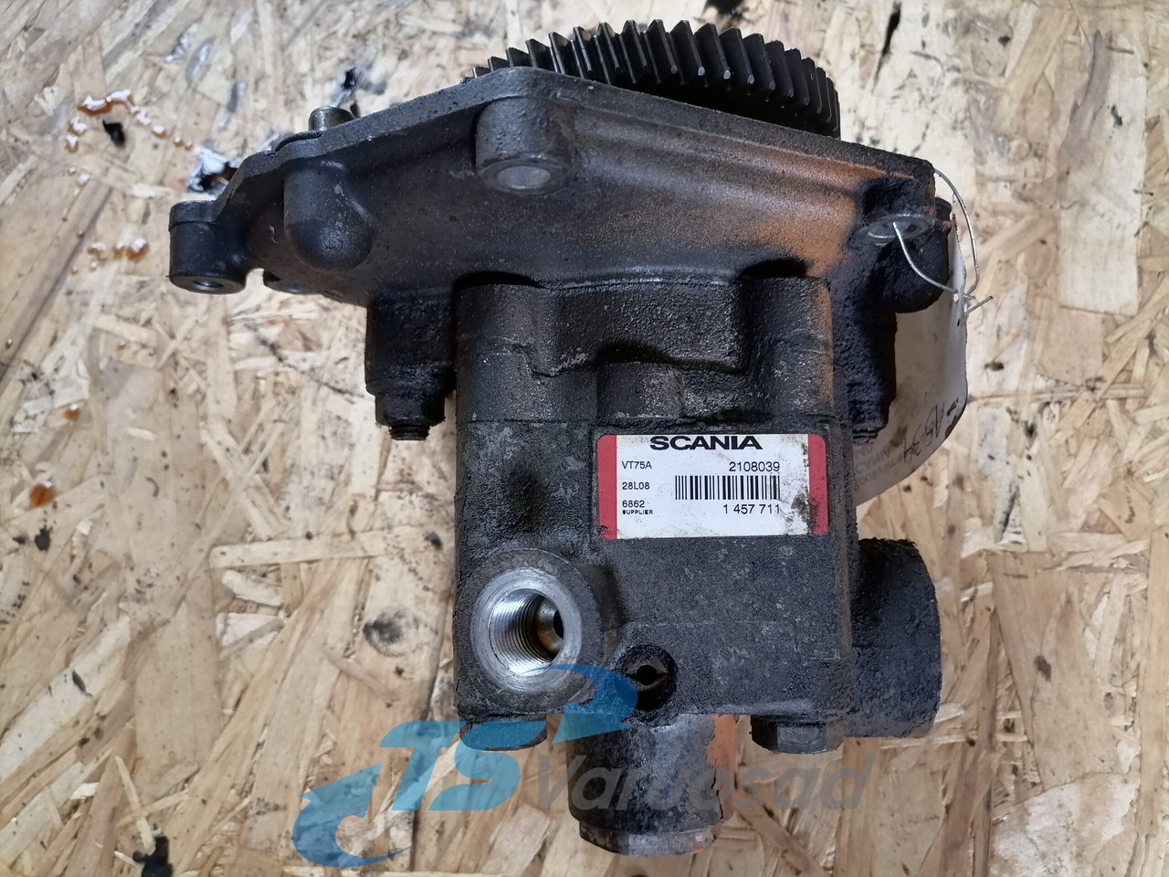 Scania Steering hydraulic pump 2108039 - Насос гідропідсилювача в категорії Вантажівки: фото 4 Scania Steering hydraulic pump 2108039 - Насос гідропідсилювача в категорії Вантажівки: фото 4