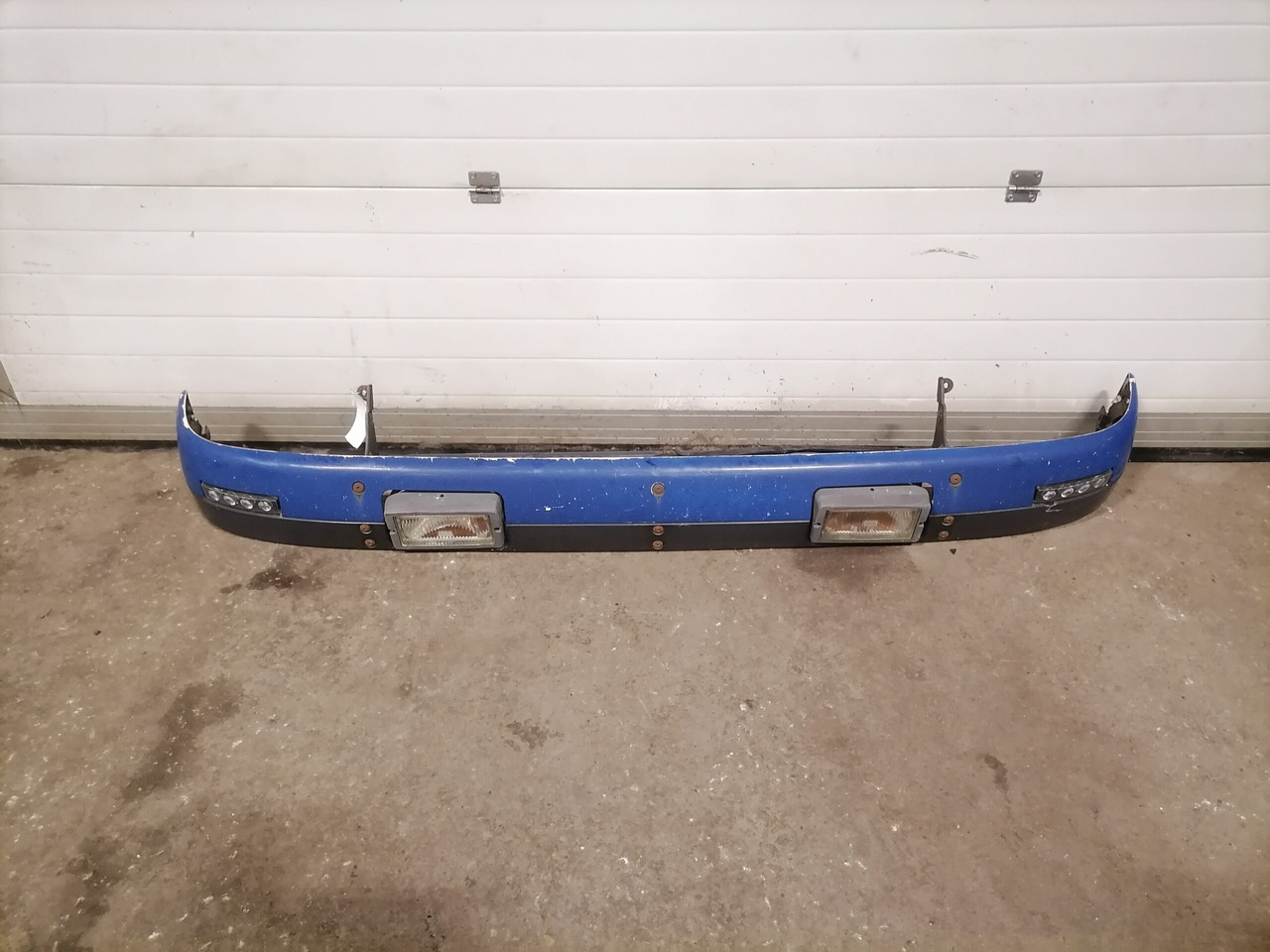 Scania Sun visor 1355656 - Кузов і екстер'єр в категорії Вантажівки: фото 1 Scania Sun visor 1355656 - Кузов і екстер'єр в категорії Вантажівки: фото 1