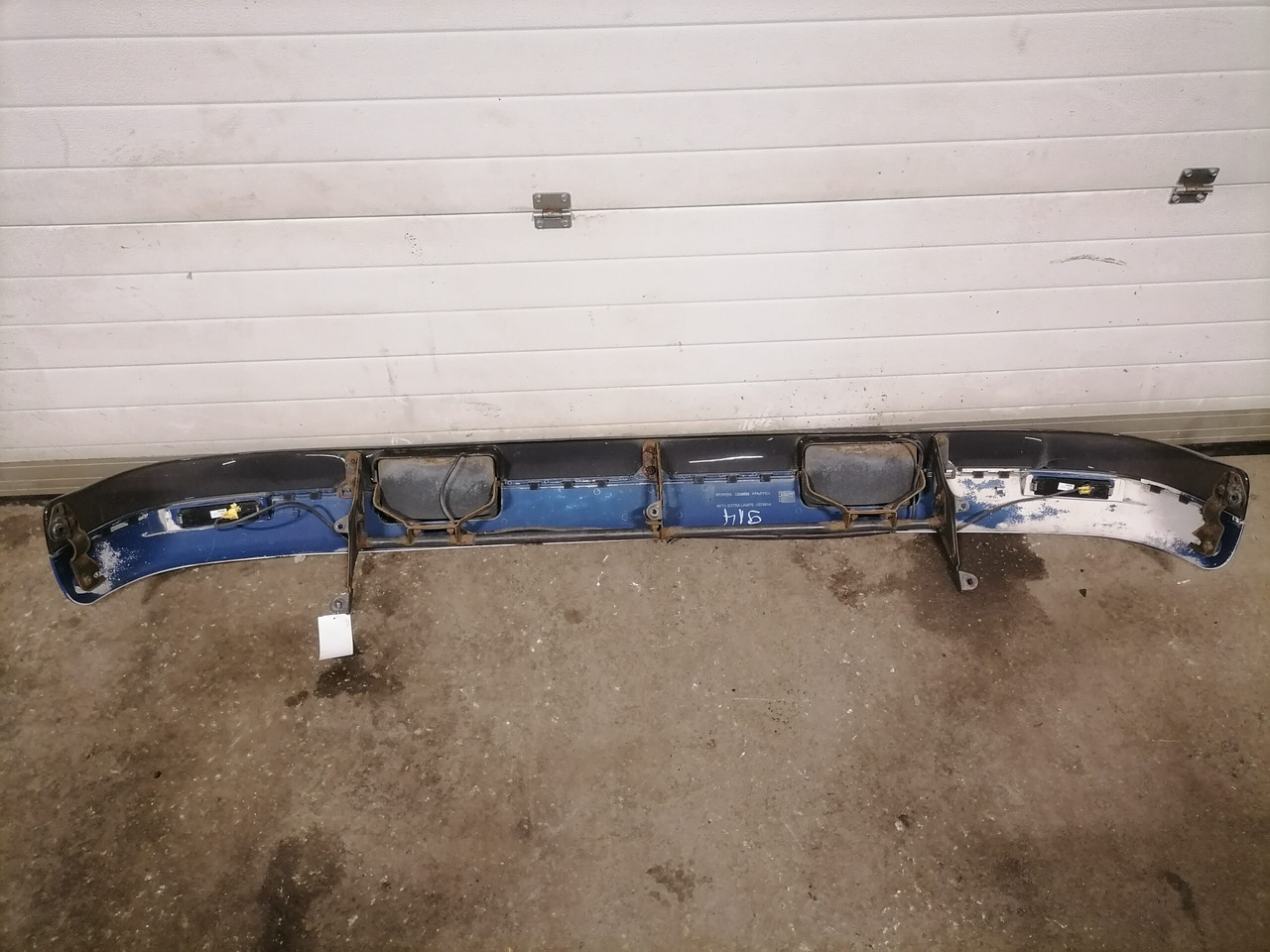 Scania Sun visor 1355656 - Кузов і екстер'єр в категорії Вантажівки: фото 5 Scania Sun visor 1355656 - Кузов і екстер'єр в категорії Вантажівки: фото 5