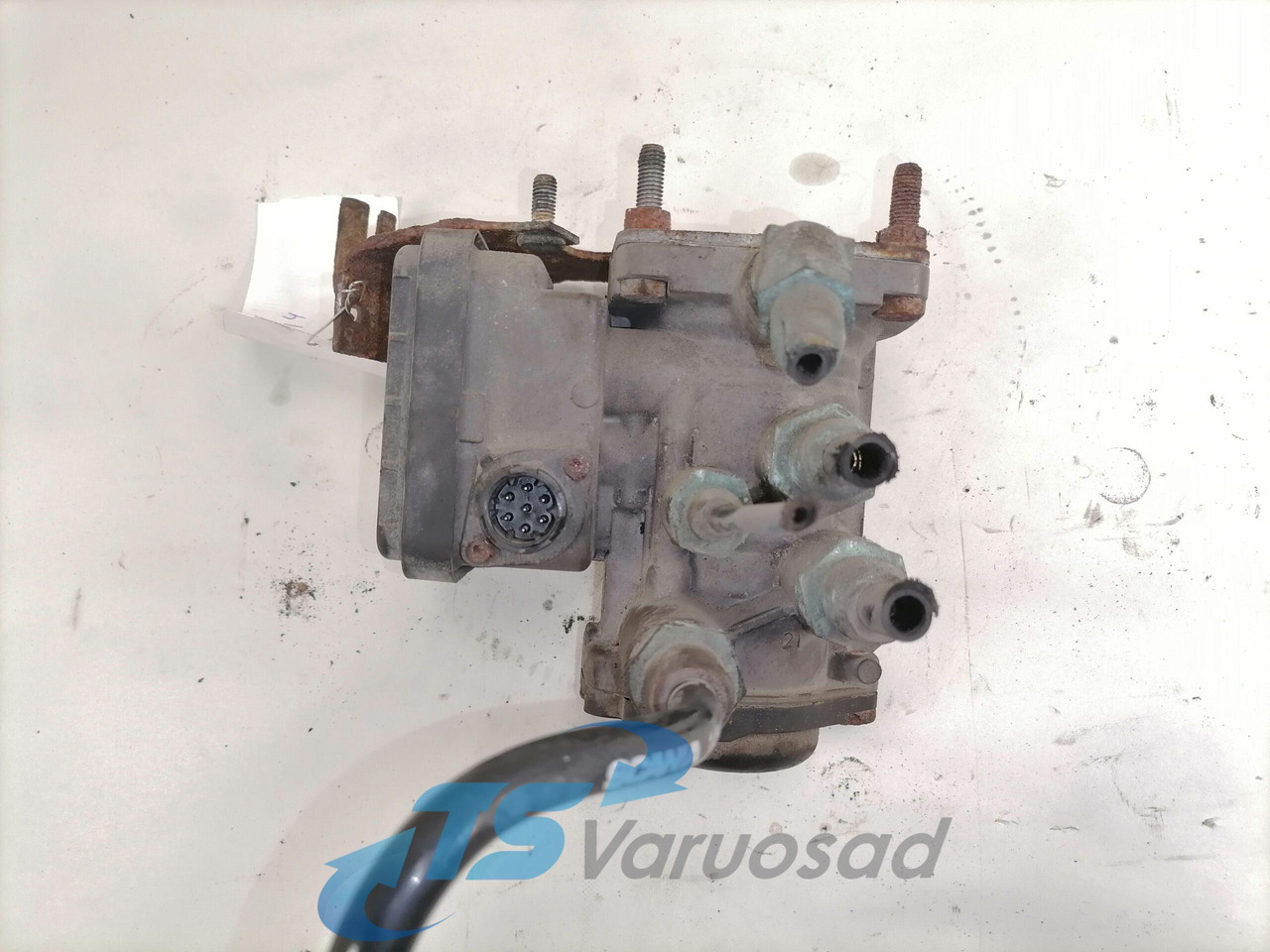 Scania Trailer brake pressure control 1879274 - Гальмівний клапан в категорії Вантажівки: фото 2 Scania Trailer brake pressure control 1879274 - Гальмівний клапан в категорії Вантажівки: фото 2