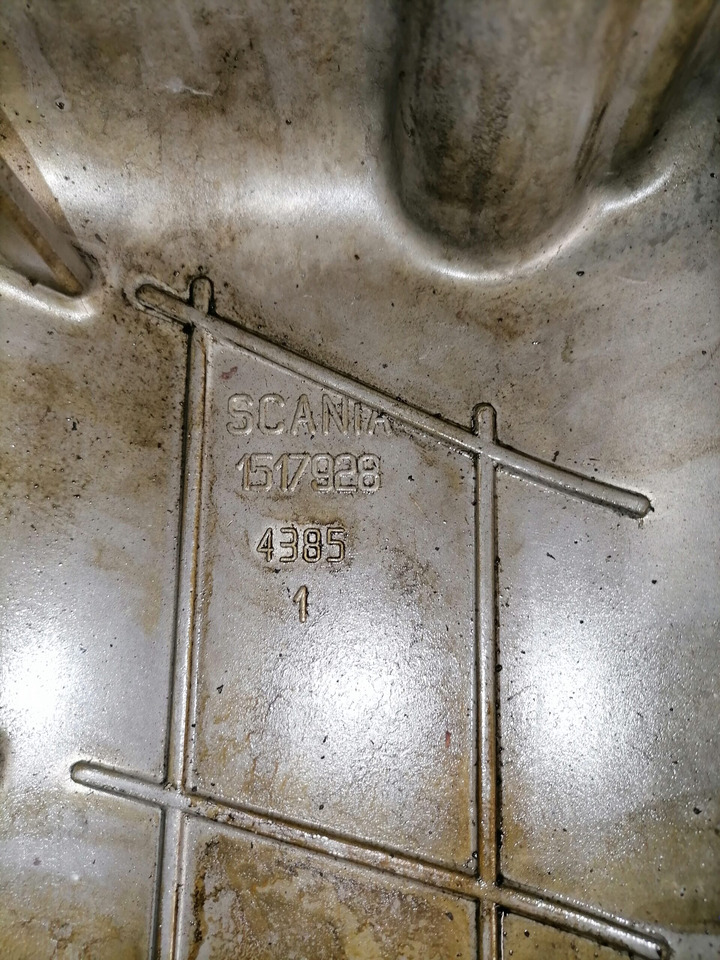 Scania Valve cover 1517928 - Головка блоку в категорії Вантажівки: фото 4 Scania Valve cover 1517928 - Головка блоку в категорії Вантажівки: фото 4