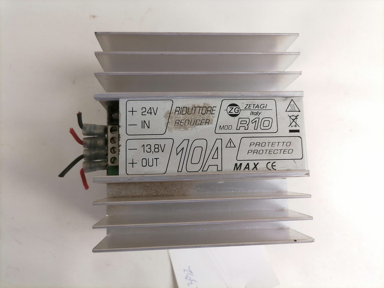 Scania Voltage converter 12345 - Електрична система в категорії Вантажівки: фото 3 Scania Voltage converter 12345 - Електрична система в категорії Вантажівки: фото 3