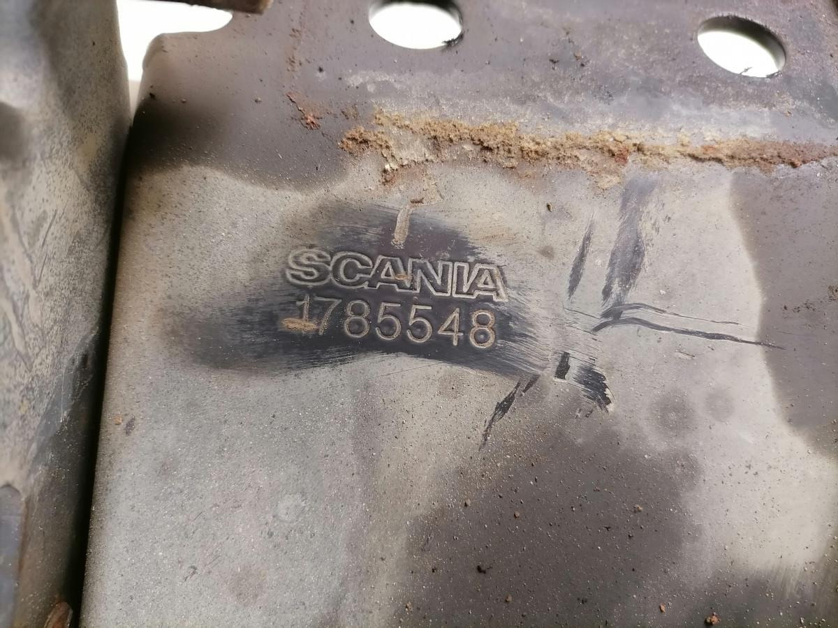 Scania lower grille carrier hinge 1785548 - Решітка радіатора в категорії Вантажівки: фото 5 Scania lower grille carrier hinge 1785548 - Решітка радіатора в категорії Вантажівки: фото 5