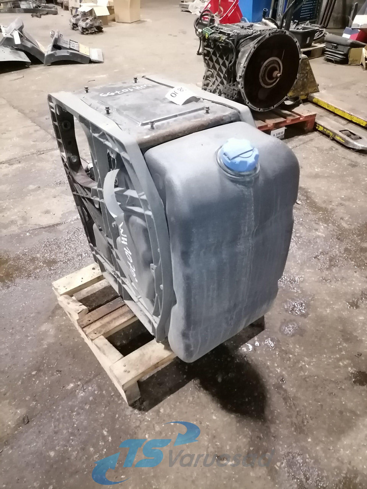 Volvo Ad Blue tank 22460025 - Паливна система в категорії Вантажівки: фото 1 Volvo Ad Blue tank 22460025 - Паливна система в категорії Вантажівки: фото 1