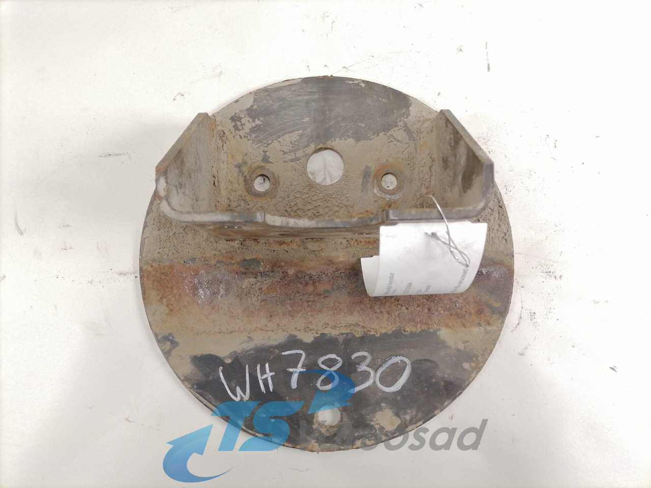 Volvo Air spring bracket 20572894 - Повітряна підвіска в категорії Вантажівки: фото 2 Volvo Air spring bracket 20572894 - Повітряна підвіска в категорії Вантажівки: фото 2