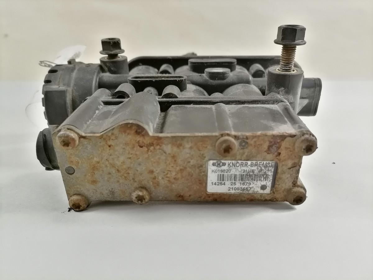 Volvo Air suspension control valve, ECAS 21083657 - Гальмівний клапан в категорії Вантажівки: фото 4 Volvo Air suspension control valve, ECAS 21083657 - Гальмівний клапан в категорії Вантажівки: фото 4