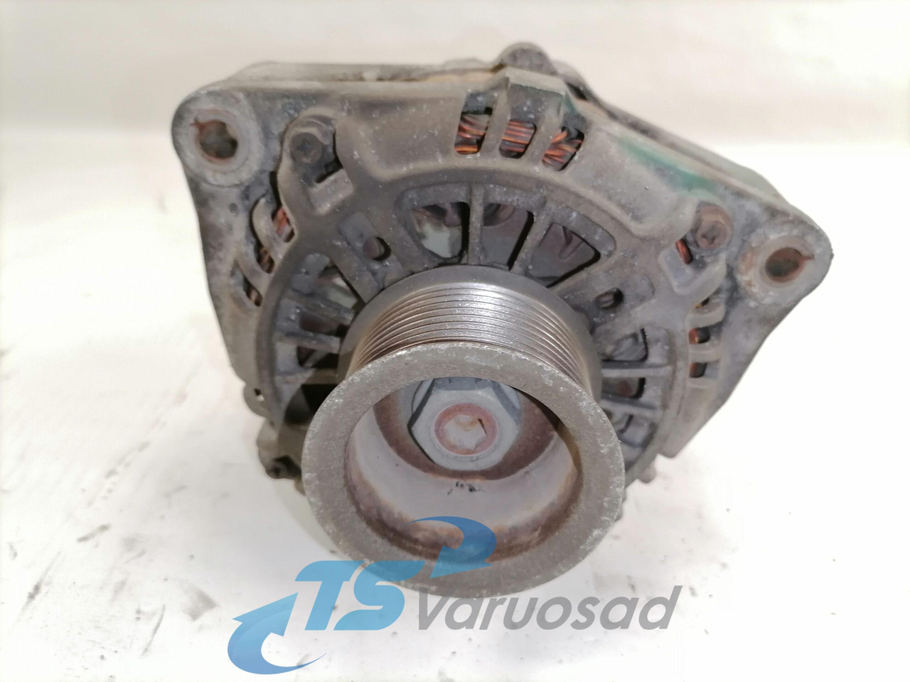 Volvo Alternator 20707050 - Генератор в категорії Вантажівки: фото 3 Volvo Alternator 20707050 - Генератор в категорії Вантажівки: фото 3