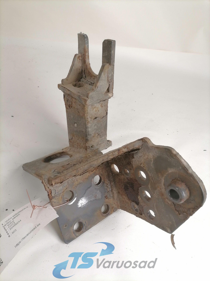 Volvo Bumper bracket 20499244 - Бампер в категорії Вантажівки: фото 1 Volvo Bumper bracket 20499244 - Бампер в категорії Вантажівки: фото 1