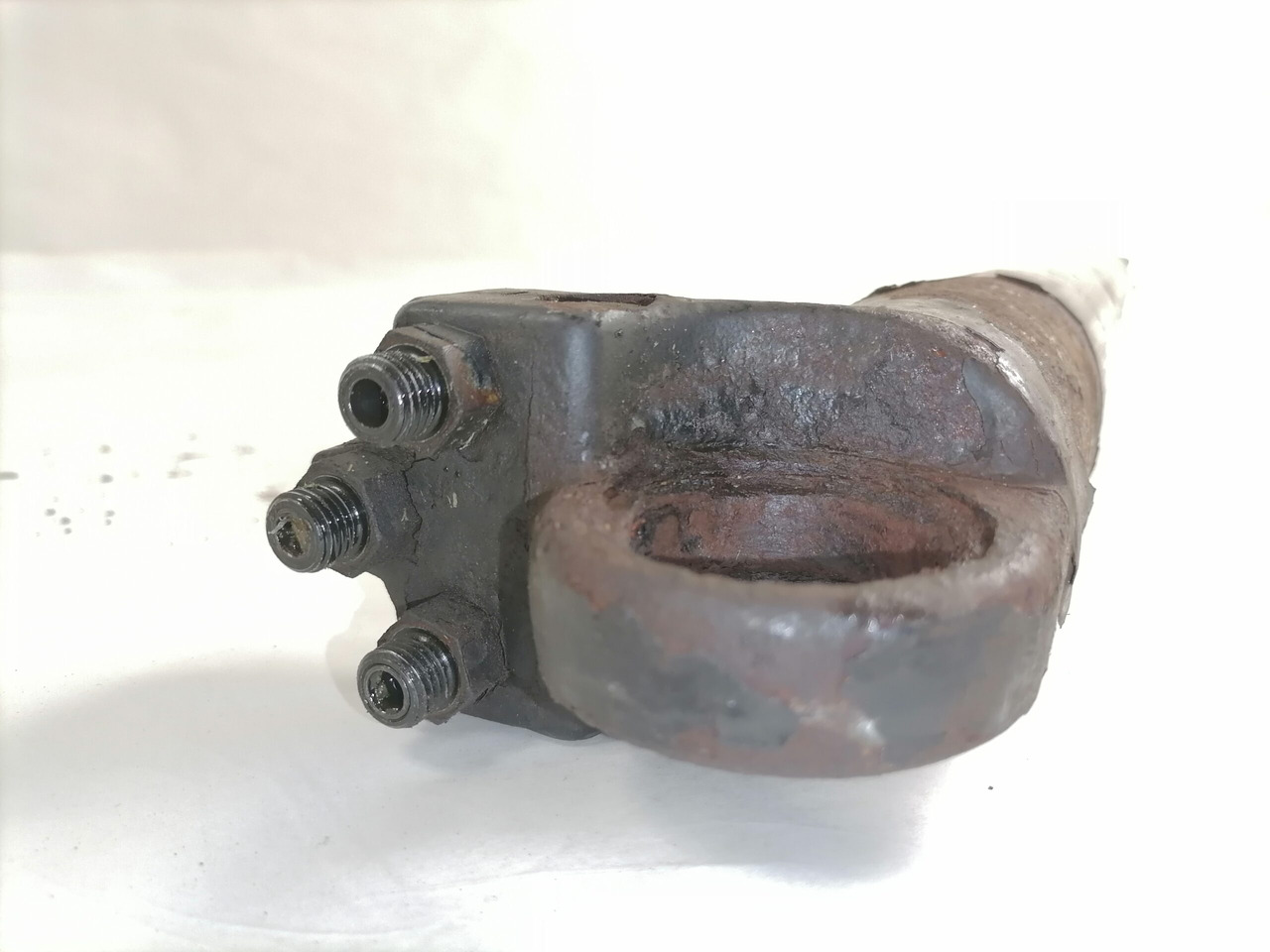 Volvo Cab tilting cylinder 3198843 - Підвіска кабіни в категорії Вантажівки: фото 3 Volvo Cab tilting cylinder 3198843 - Підвіска кабіни в категорії Вантажівки: фото 3