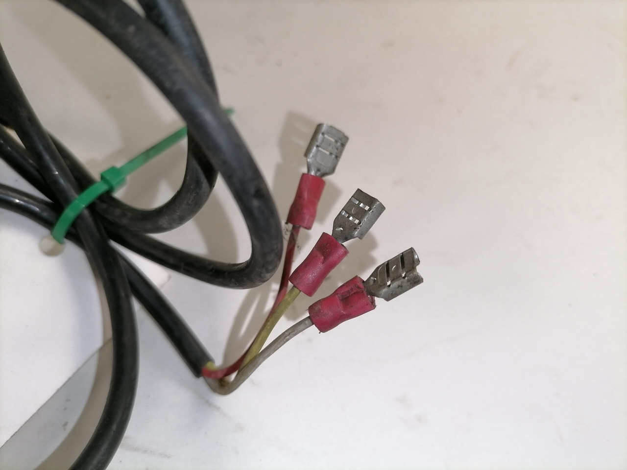 Volvo Cable, brake pad 20928533 - Деталі гальмівної системи в категорії Вантажівки: фото 3 Volvo Cable, brake pad 20928533 - Деталі гальмівної системи в категорії Вантажівки: фото 3