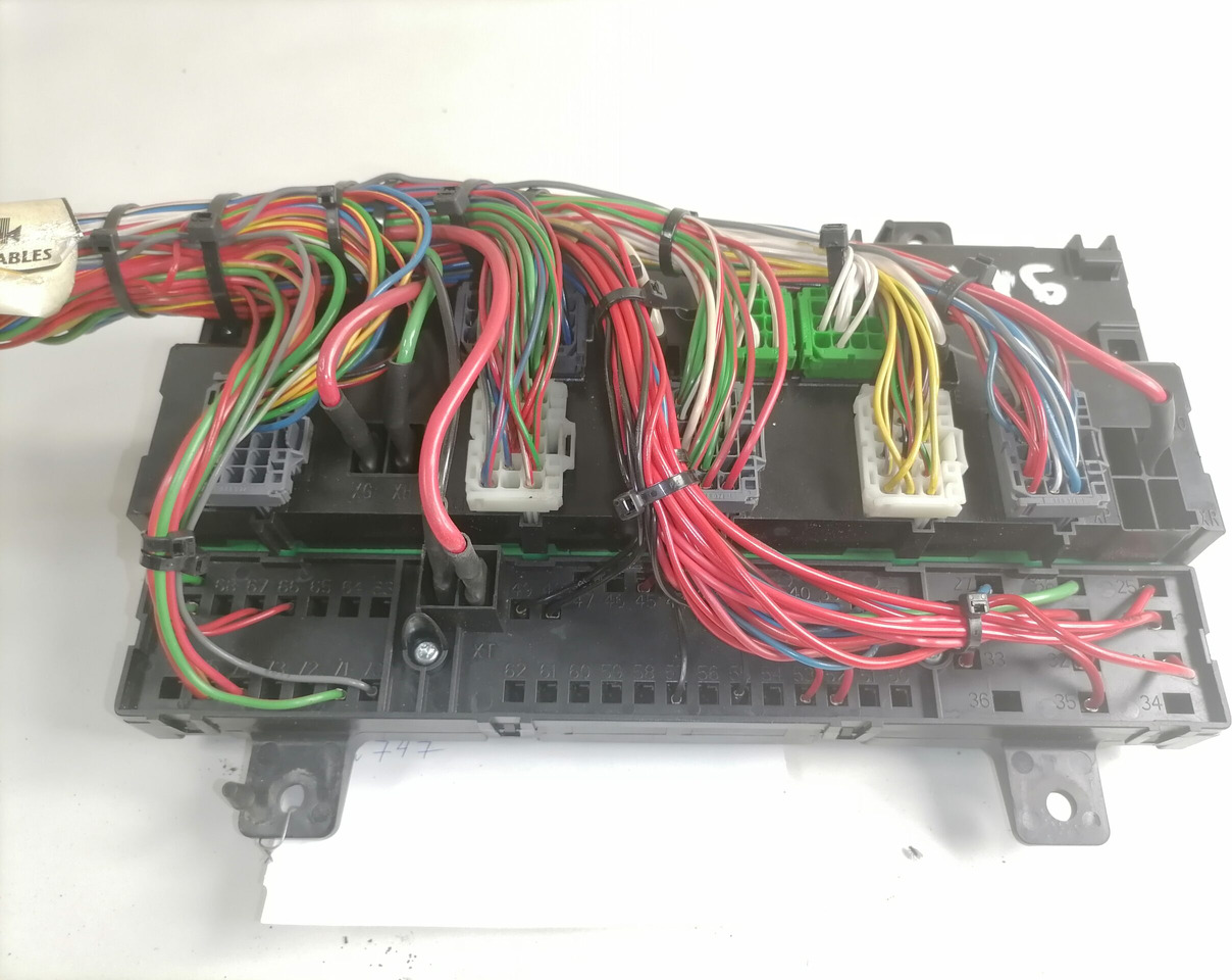 Volvo Central electric unit 20429914 - Запобіжник в категорії Вантажівки: фото 3 Volvo Central electric unit 20429914 - Запобіжник в категорії Вантажівки: фото 3