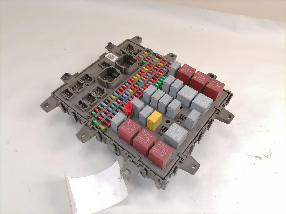 Volvo Central electric unit 5010590677 - Запобіжник в категорії Вантажівки: фото 2 Volvo Central electric unit 5010590677 - Запобіжник в категорії Вантажівки: фото 2