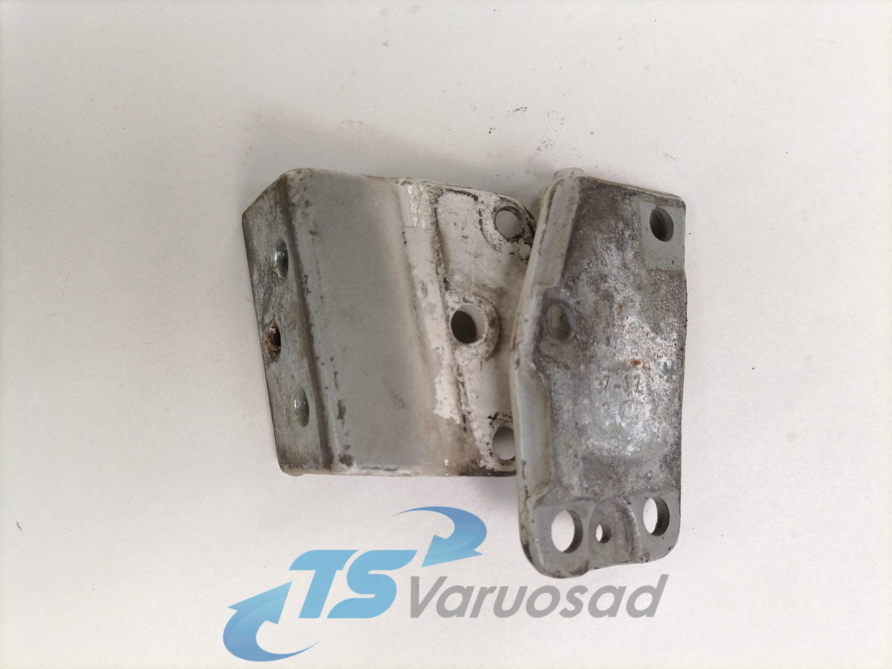 Volvo Door hinge 20372038 - Двері та запчастини в категорії Вантажівки: фото 4 Volvo Door hinge 20372038 - Двері та запчастини в категорії Вантажівки: фото 4