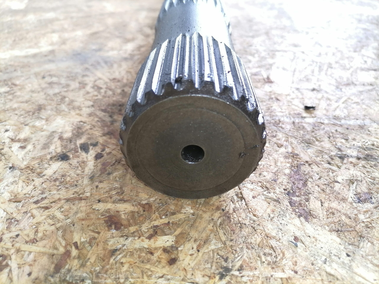 Volvo Drive shaft 1524628 - Піввісь в категорії Вантажівки: фото 3 Volvo Drive shaft 1524628 - Піввісь в категорії Вантажівки: фото 3