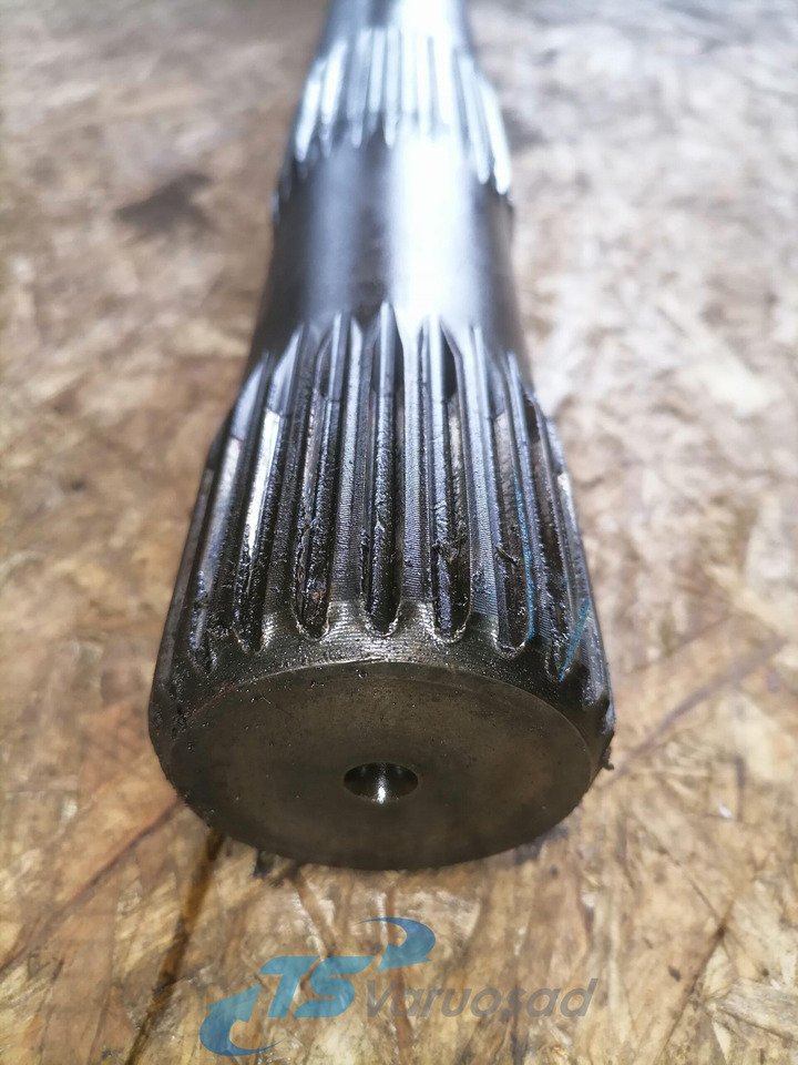 Volvo Drive shaft 1524628 - Піввісь в категорії Вантажівки: фото 4 Volvo Drive shaft 1524628 - Піввісь в категорії Вантажівки: фото 4