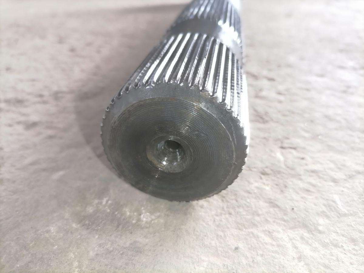 Volvo Drive shaft 20836831 - Піввісь в категорії Вантажівки: фото 3 Volvo Drive shaft 20836831 - Піввісь в категорії Вантажівки: фото 3
