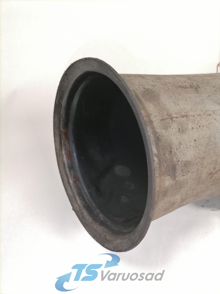 Volvo Exhaust pipe 81132 - Глушник в категорії Вантажівки: фото 2 Volvo Exhaust pipe 81132 - Глушник в категорії Вантажівки: фото 2