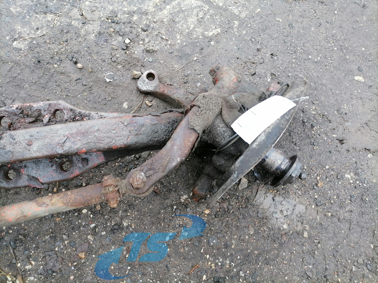 Volvo First axel housing 20399065 - Передня вісь в категорії Вантажівки: фото 5 Volvo First axel housing 20399065 - Передня вісь в категорії Вантажівки: фото 5