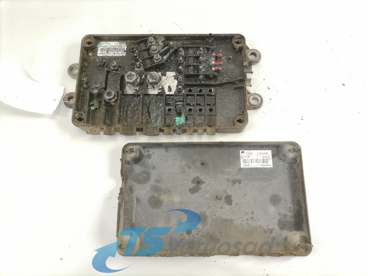 Volvo Fuse box 21717590 - Запобіжник в категорії Вантажівки: фото 4 Volvo Fuse box 21717590 - Запобіжник в категорії Вантажівки: фото 4